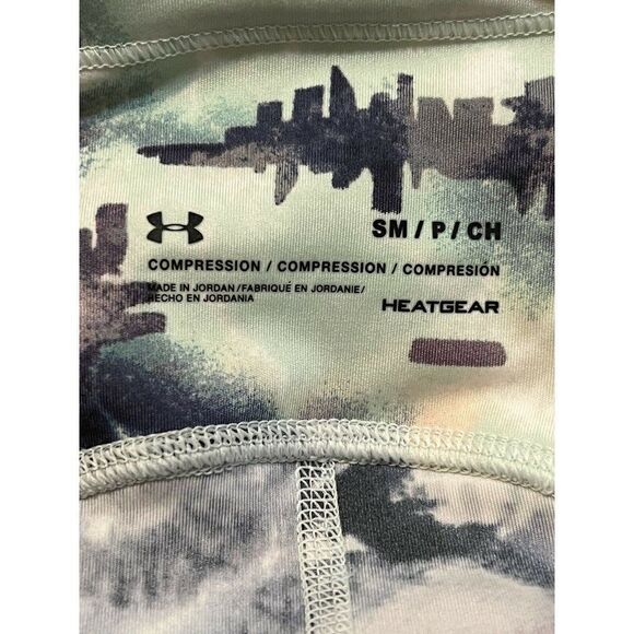 Under Armour Women's Multicolor UA Fly Fast Printed Crop Leggings Small NWT - Picture 5 of 10